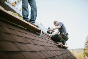 Local Roofers in Sydney, ND
